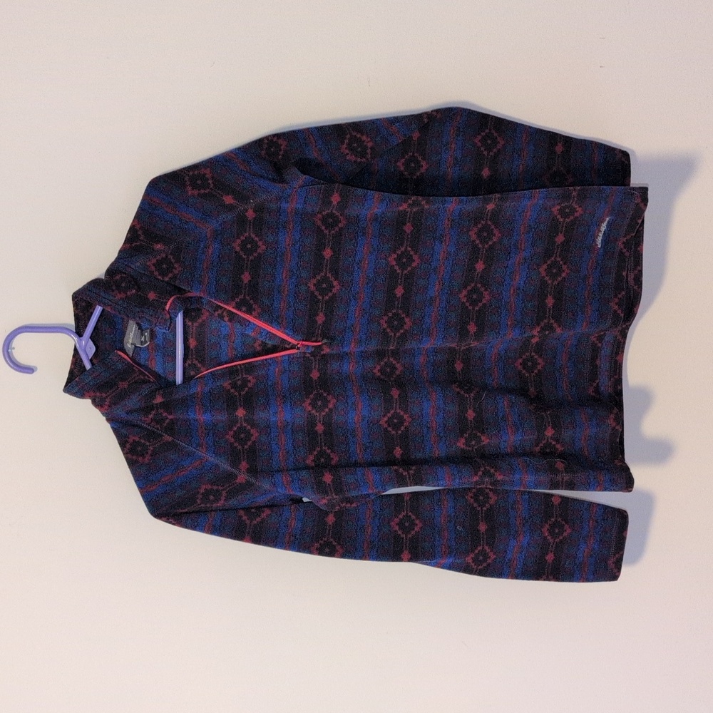 Eddie Bauer Black and Blue Sweatshirt Classic Crew Neck